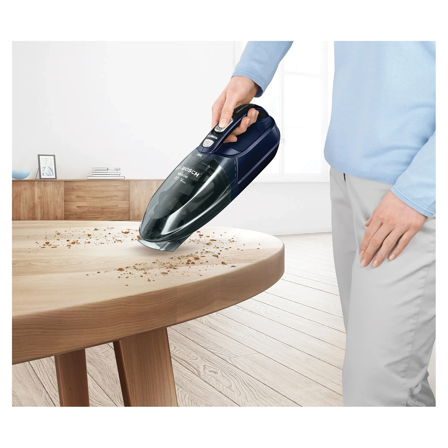 Ručni usisivač Bosch, plavi.