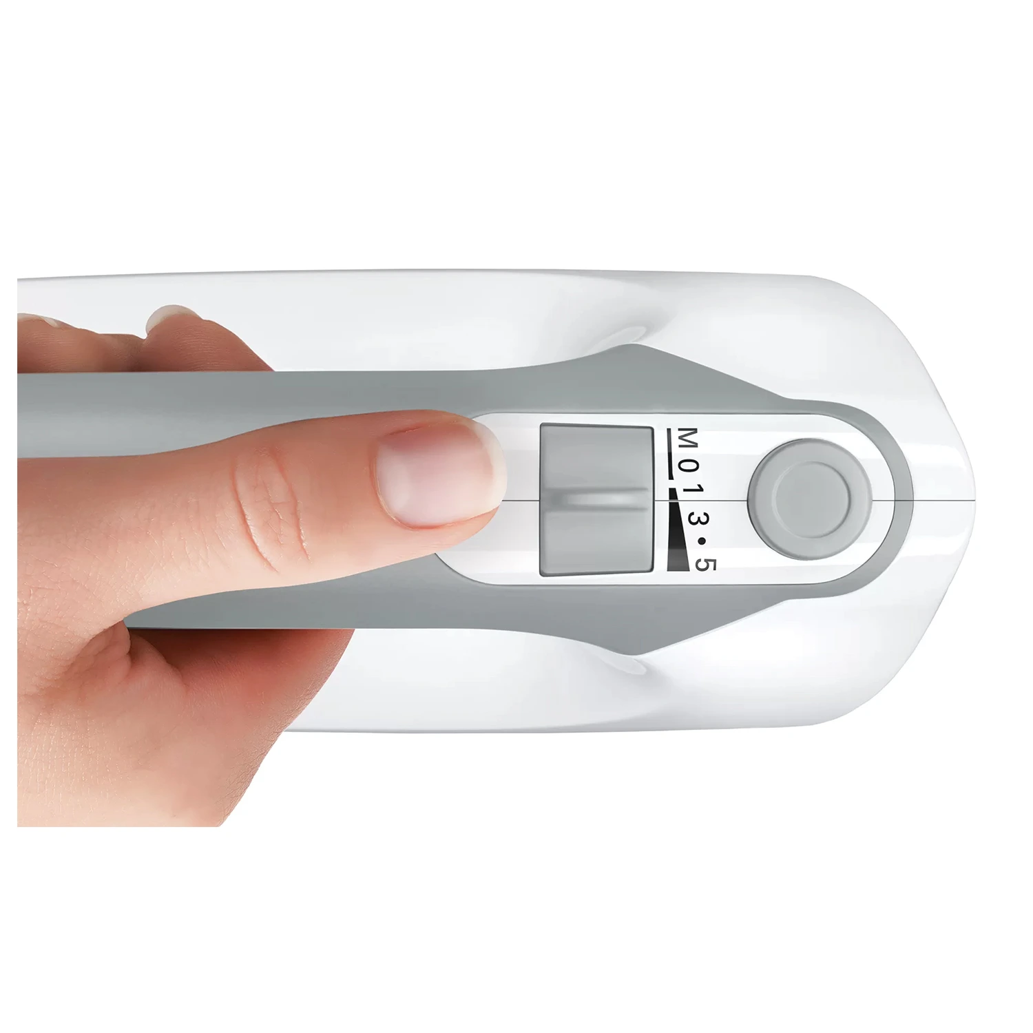 Snažan ručni mikser sa 5 brzina mućenja.