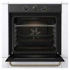 Ugradbena pećnica sa opcijom postepenog, laganog pečenja.