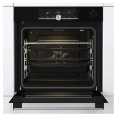 Ugradbena rerna Gorenje, crna.