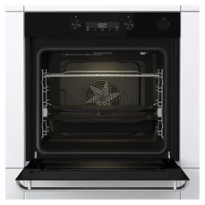 Ugradbena rerna sa Pizza funkijom pečenja