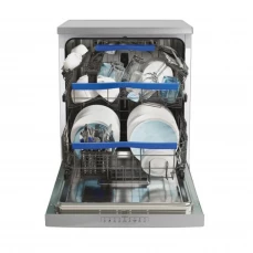 Perilica suđa sa brzim programom pranja.