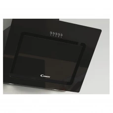 Zidna dekorativna kuhinjska napa sa tri nivoa usisavanja.