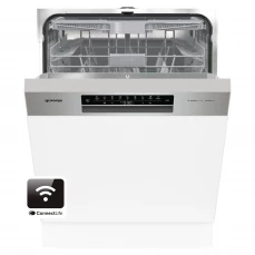 Ugradbena mašina za pranje posuđa.