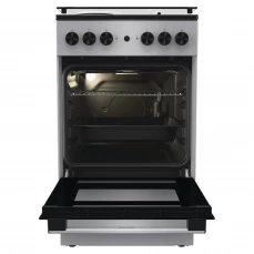 Sivi kombinovani štednjak sa staklenim poklopcem i dodatnom tepsijom.