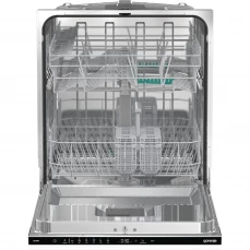 Ugradbena mašina za suđe sa zaštitom od izljevanja vode.