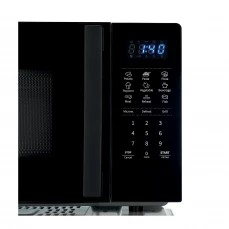 Samostojeća mikrovalna pećnica Hisense, crna.