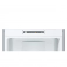 Kombinovani frižider sa zamrzivačem u donjem dijelu.