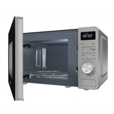 Samostojeća mikrovalna pećnica Gorenje sa otvorenim vratima, siva