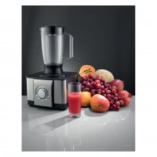 Multimikser - blender Gorenje okružen voćem