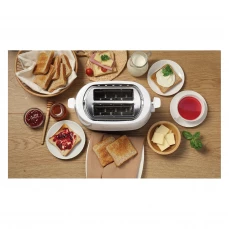 Toster za sendviče Gorenje, bijeli, okružen hranom