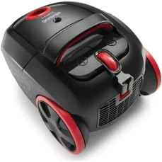 Usisivač sa vrećicom i posudom za krupnu prašinu.