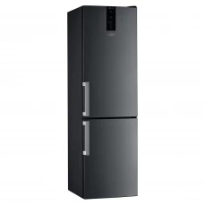 Kombinovani frižider crne boje, sa displejem.